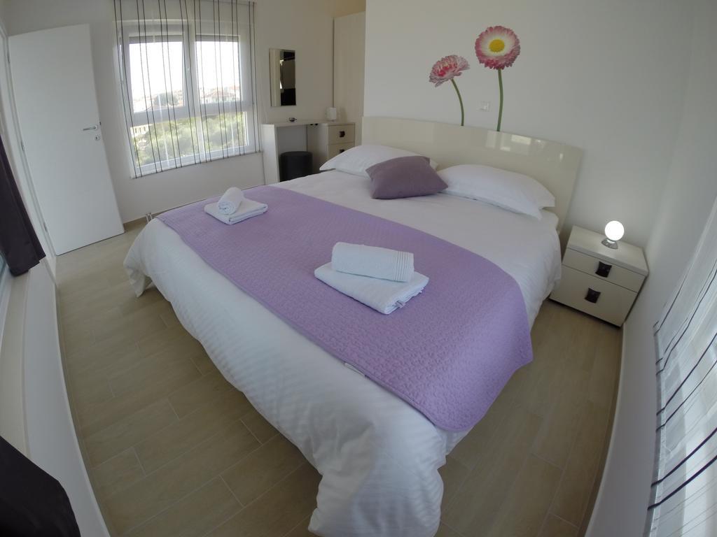 Villa Leona Trogir Kamer foto